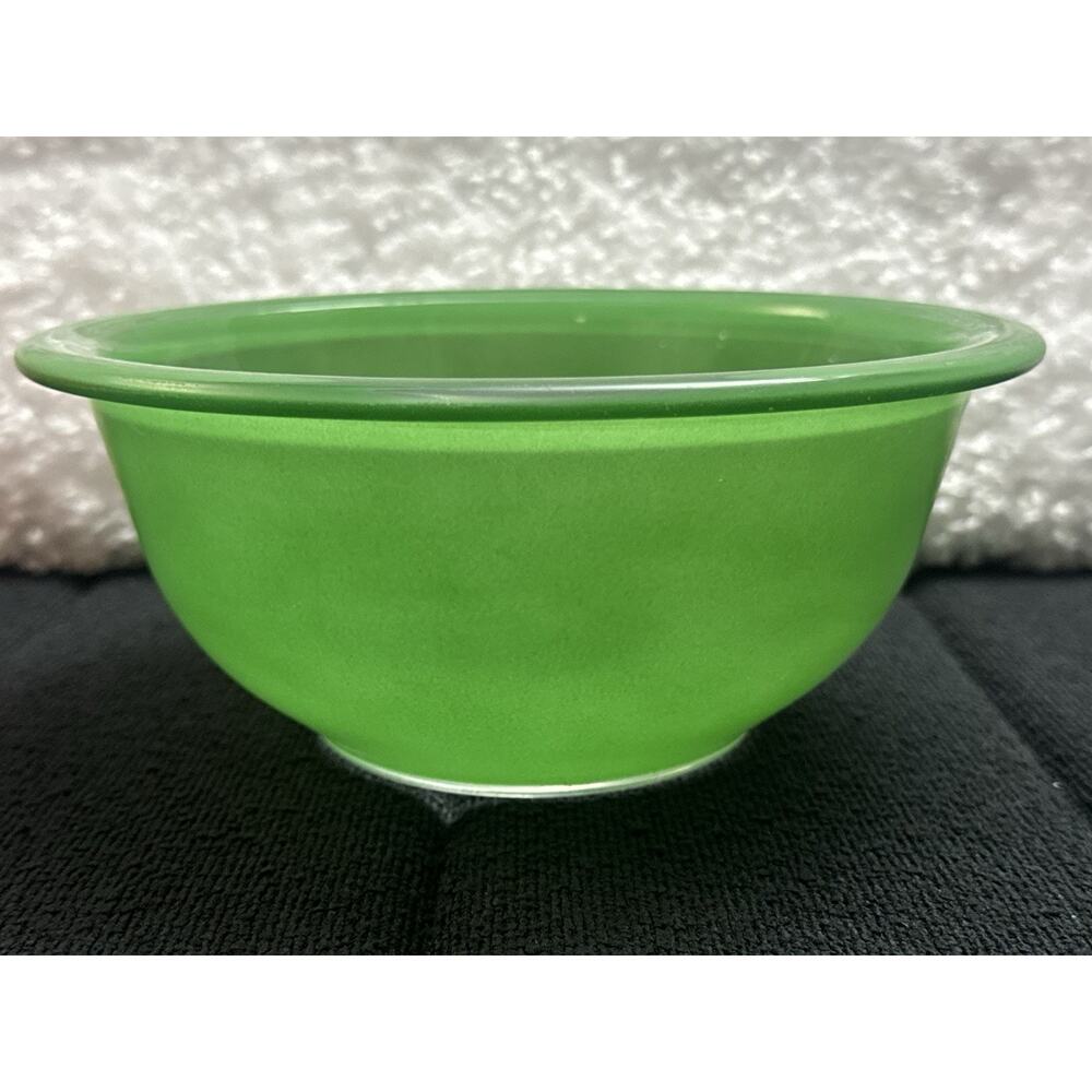 Vintage Pyrex Green Glass Clear Bottom Nesting Mixing Bowl #322 1L